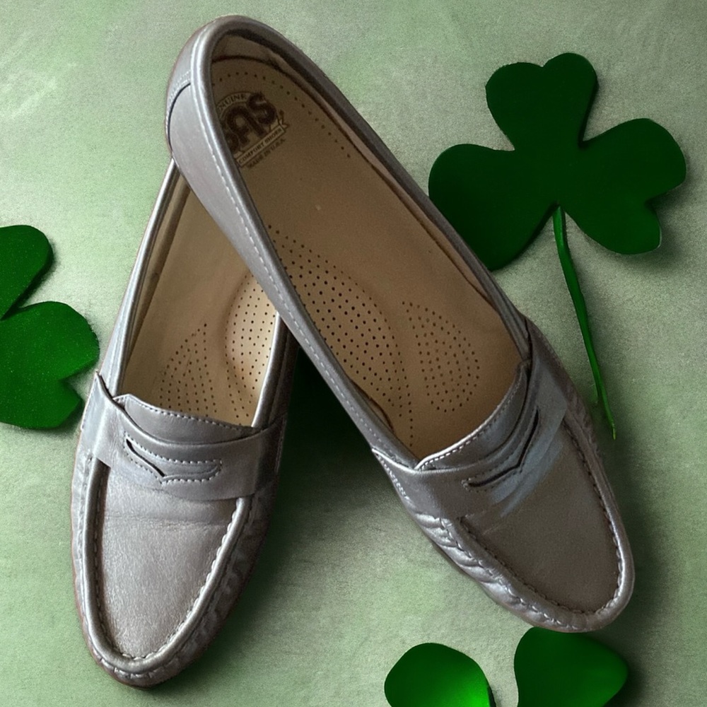 SAS San Antonio Shoemaker Silver Gray Leather Loafers 9.5